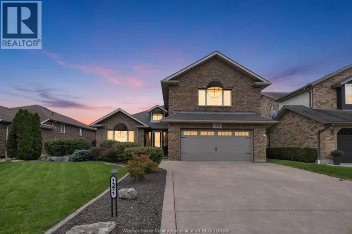 1371 MATTHEW CRESCENT, Lakeshore