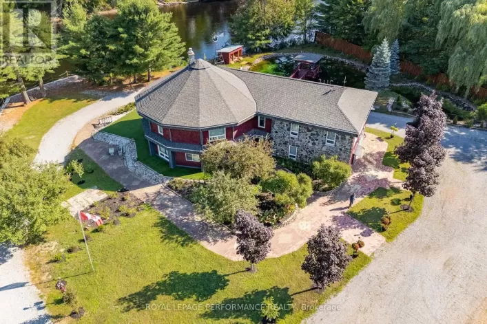 1371 VICTORIA STREET, Petawawa