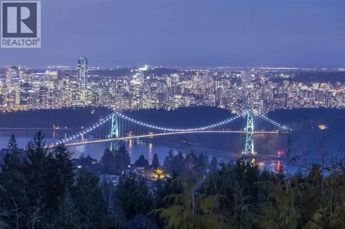 1375 BURNSIDE ROAD, West Vancouver
