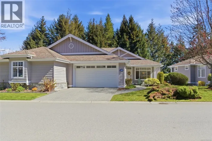 1377 Cape Cod Dr, Parksville
