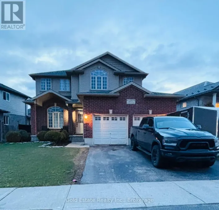 1377 CORONATION DRIVE, London North