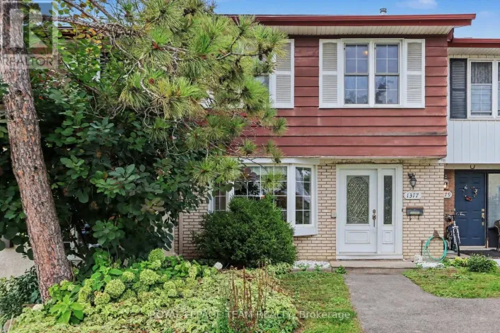 1377 GUTHRIE STREET, Ottawa