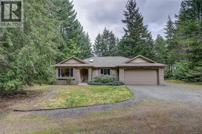 1377 Meadowood Way, Qualicum Beach