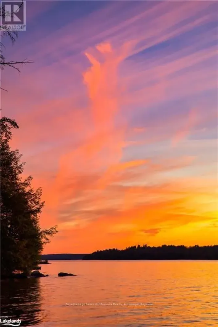 1378 OLD HIGHWAY 117 ROAD, Lake of Bays