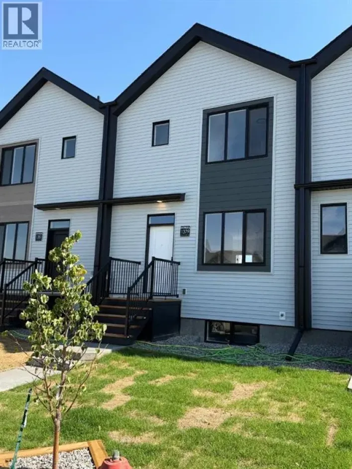 1379 Abitibi Road W, Lethbridge