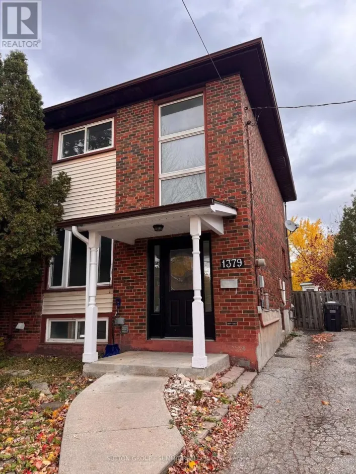 1379 FREEPORT DRIVE, Mississauga