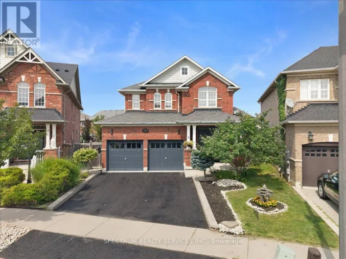 1379 ROLPH TERRACE, Milton