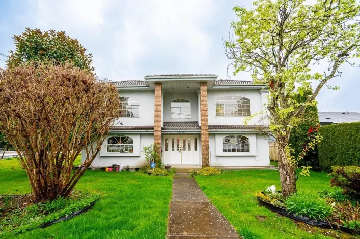 13798 92 AVENUE, Surrey
