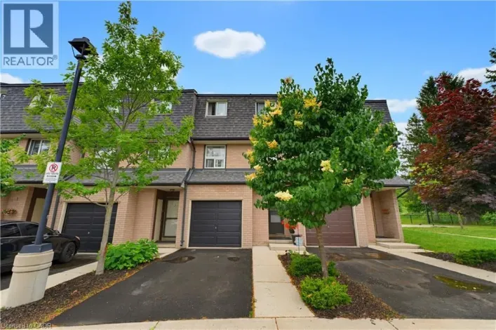 138 BLACKHORNE Drive Unit# 4, Kitchener