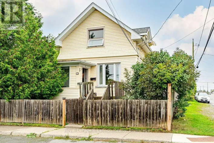 138 COLLEGE STREET, Thunder Bay