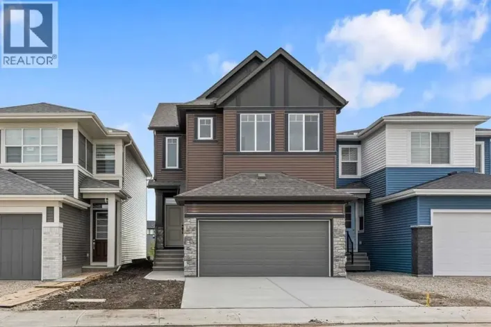 138 Corner Glen Square NE, Calgary