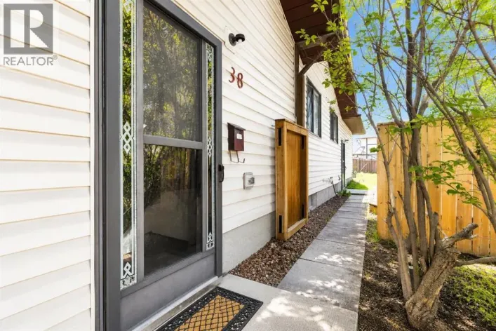 138 Dalhousie Road NW, Calgary