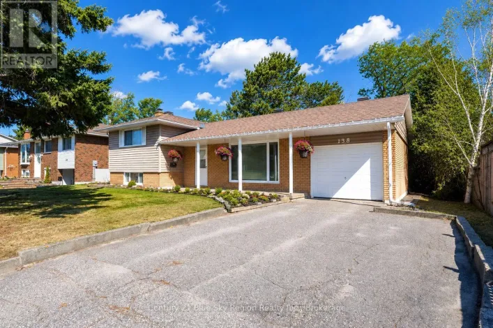 138 MACBETH CRESCENT, North Bay