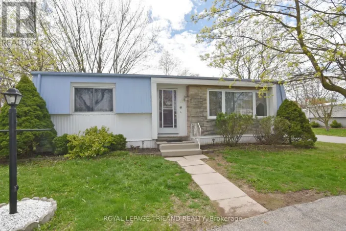 138 PEBBLE BEACH PARKWAY, South Huron