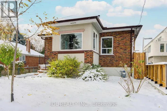 138 WESLEY STREET W, Toronto