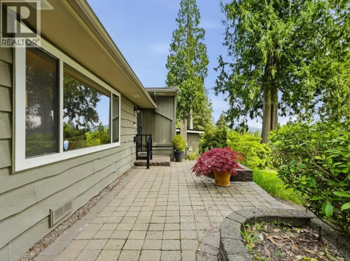 1380 COLEMAN STREET, North Vancouver
