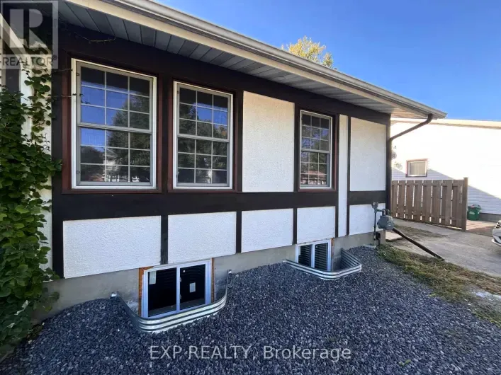 1381 LEIGH CRESCENT, Ottawa