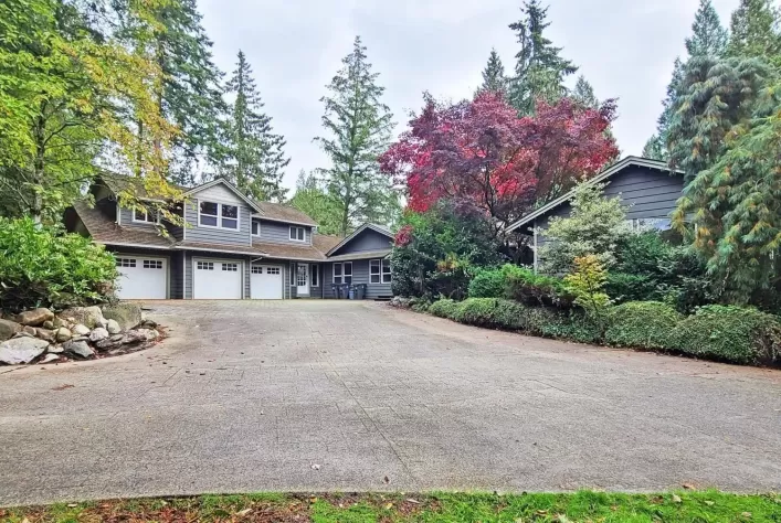 13812 32 AVENUE, Surrey