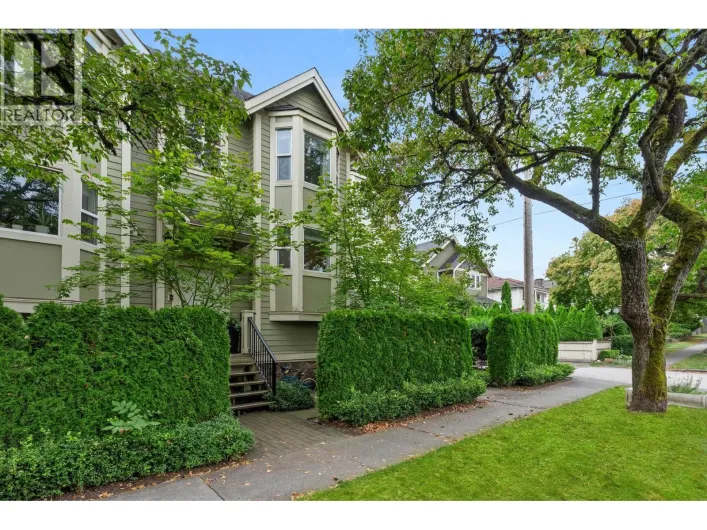 1382 E 27TH AVENUE, Vancouver