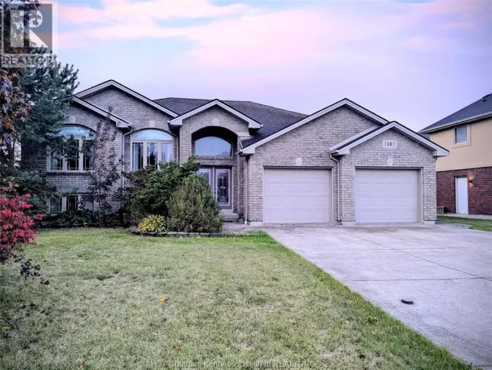 1383 GIRARD DRIVE, Lakeshore