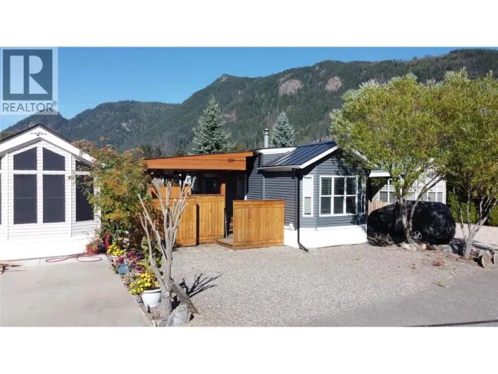 1383 Silver Sands Road Unit# 129, Sicamous
