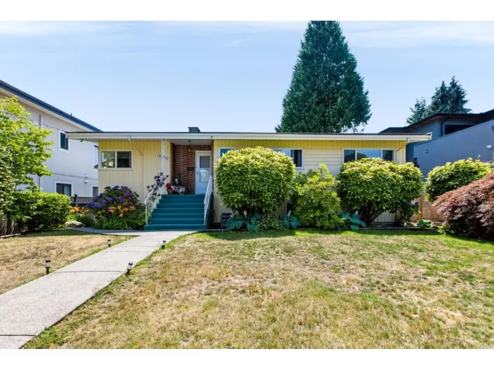 13830 BLACKBURN AVENUE, White Rock