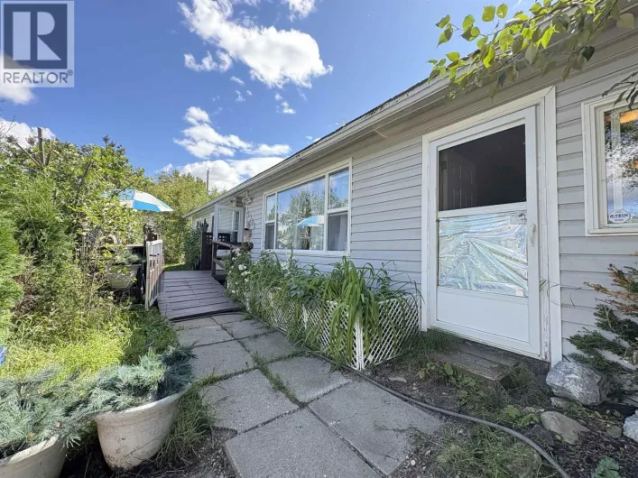 House for sale: 1385 MILBURN AVENUE, Prince George