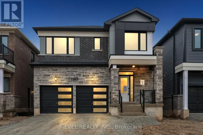 1387 HEARNS PLACE, Milton