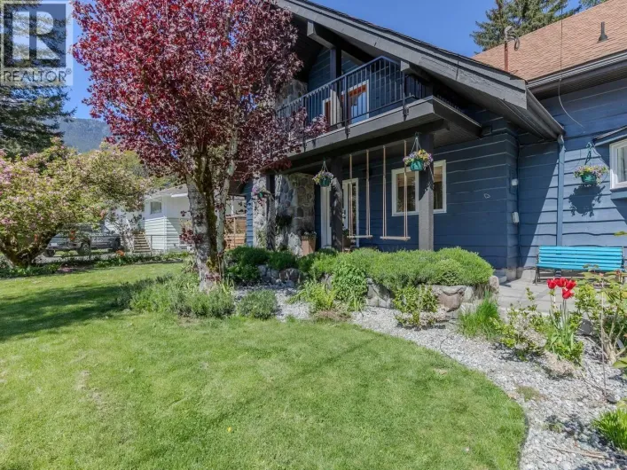 1387 JUDD ROAD, Squamish