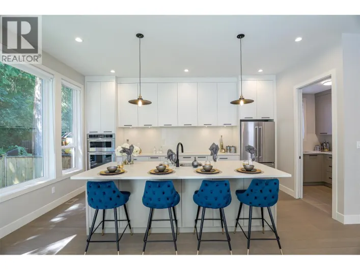 1388 MADORE AVENUE, Coquitlam