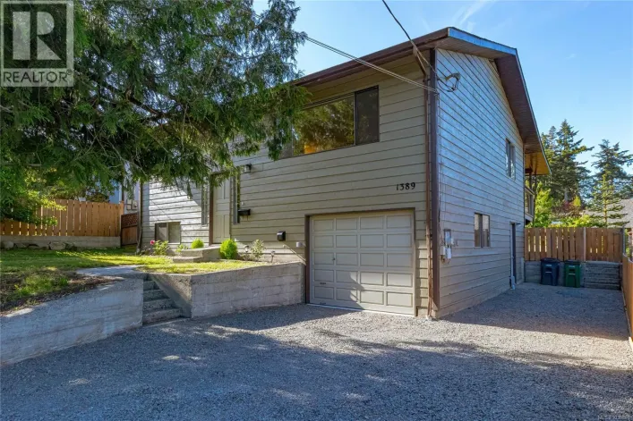 1389 Hastings St, Saanich