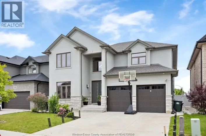 1389 HELSINKI STREET, Windsor