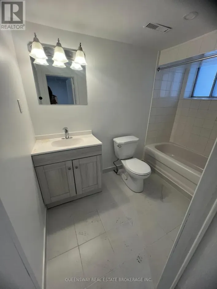 1389 LANSDOWNE AVENUE, Toronto