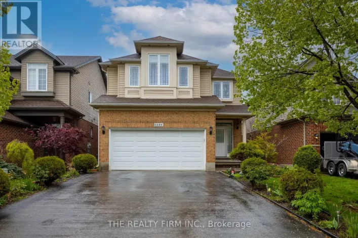 1389 PLEASANTVIEW DRIVE, London North