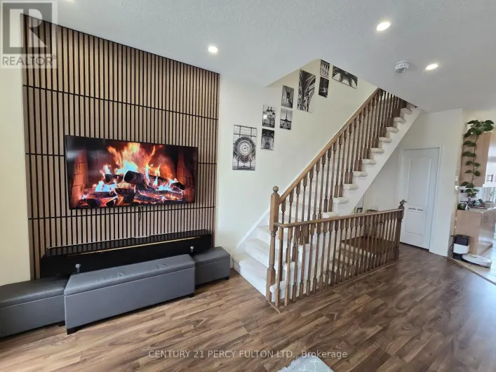 1389 SALEM ROAD N, Ajax