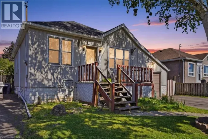 139 ADELINE Avenue, Hamilton