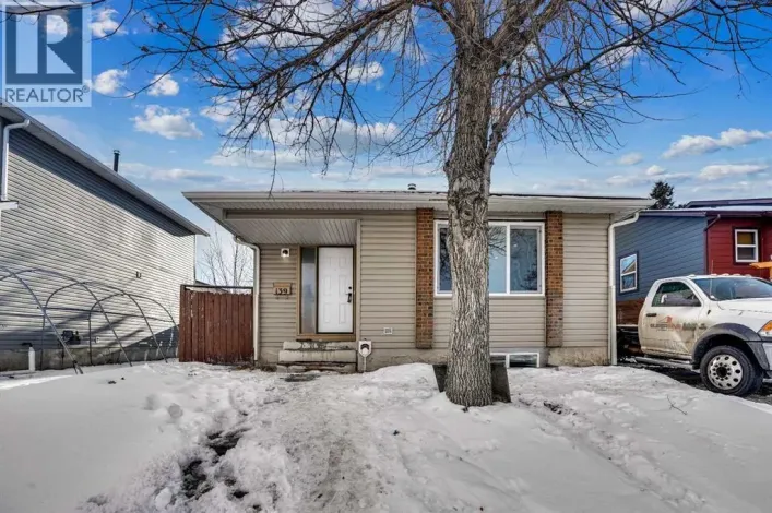139 Castleglen Way NE, Calgary