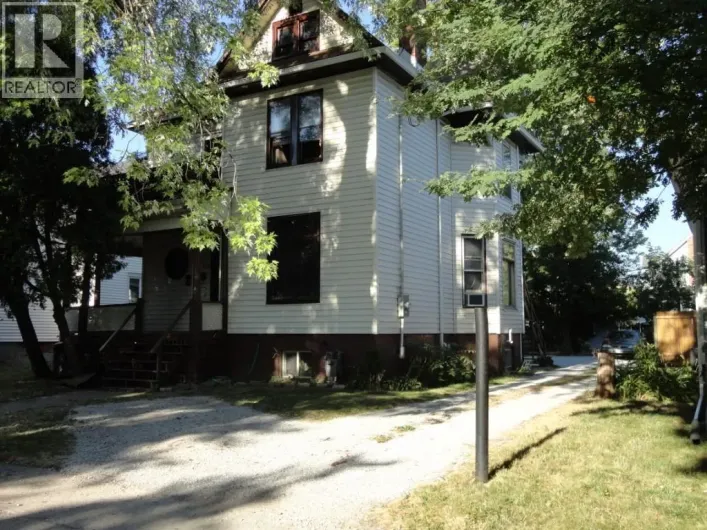 139 FORSYTH STREET, Sarnia