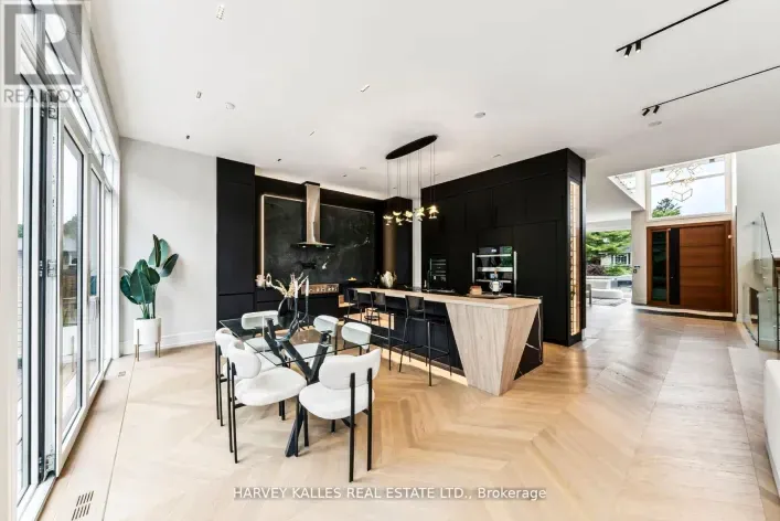 139 NEWTON DRIVE, Toronto