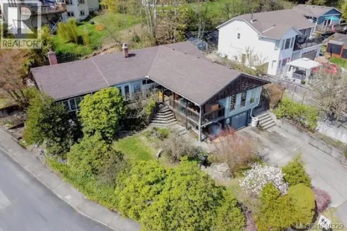 139 North Shore Rd, Lake Cowichan
