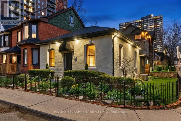 139 QUEEN STREET S, Hamilton