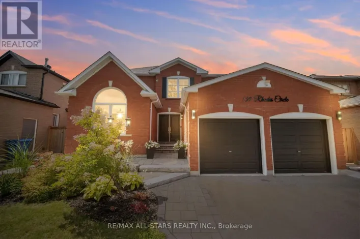 139 RHODES CIRCLE, Newmarket