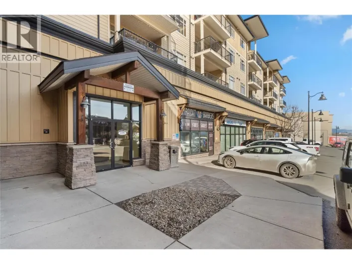 Apartment for sale: 1390 HILLSIDE Drive Unit# 207, Kamloops