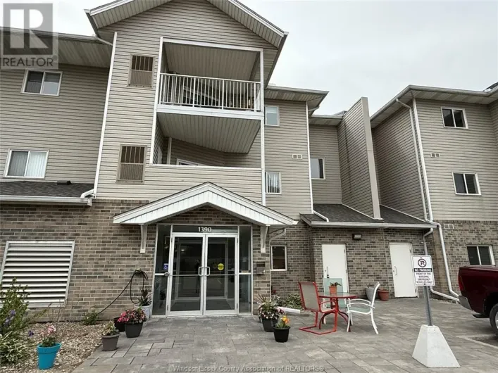 1390 LAUZON ROAD Unit# 219, Windsor