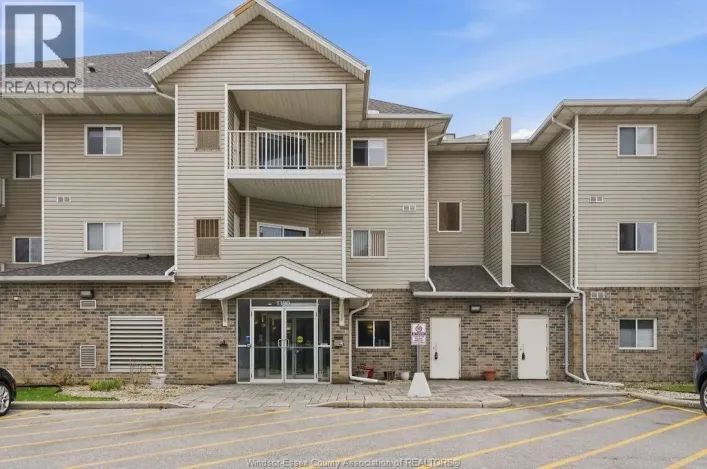 1390 LAUZON ROAD Unit# 222, Windsor