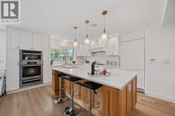 1390 LAWSON AVENUE, West Vancouver
