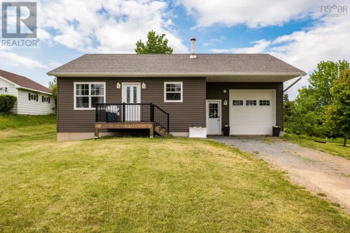 13911 Highway 1, Hants Border