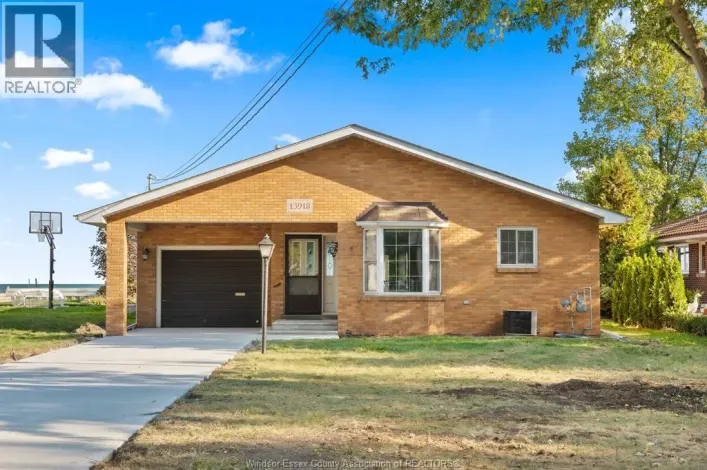 13918 RIVERSIDE DRIVE East, Tecumseh