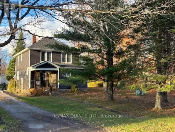 1392 QUEENSBOROUGH ROAD, Tweed)