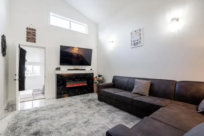 13941 80A AVENUE, Surrey